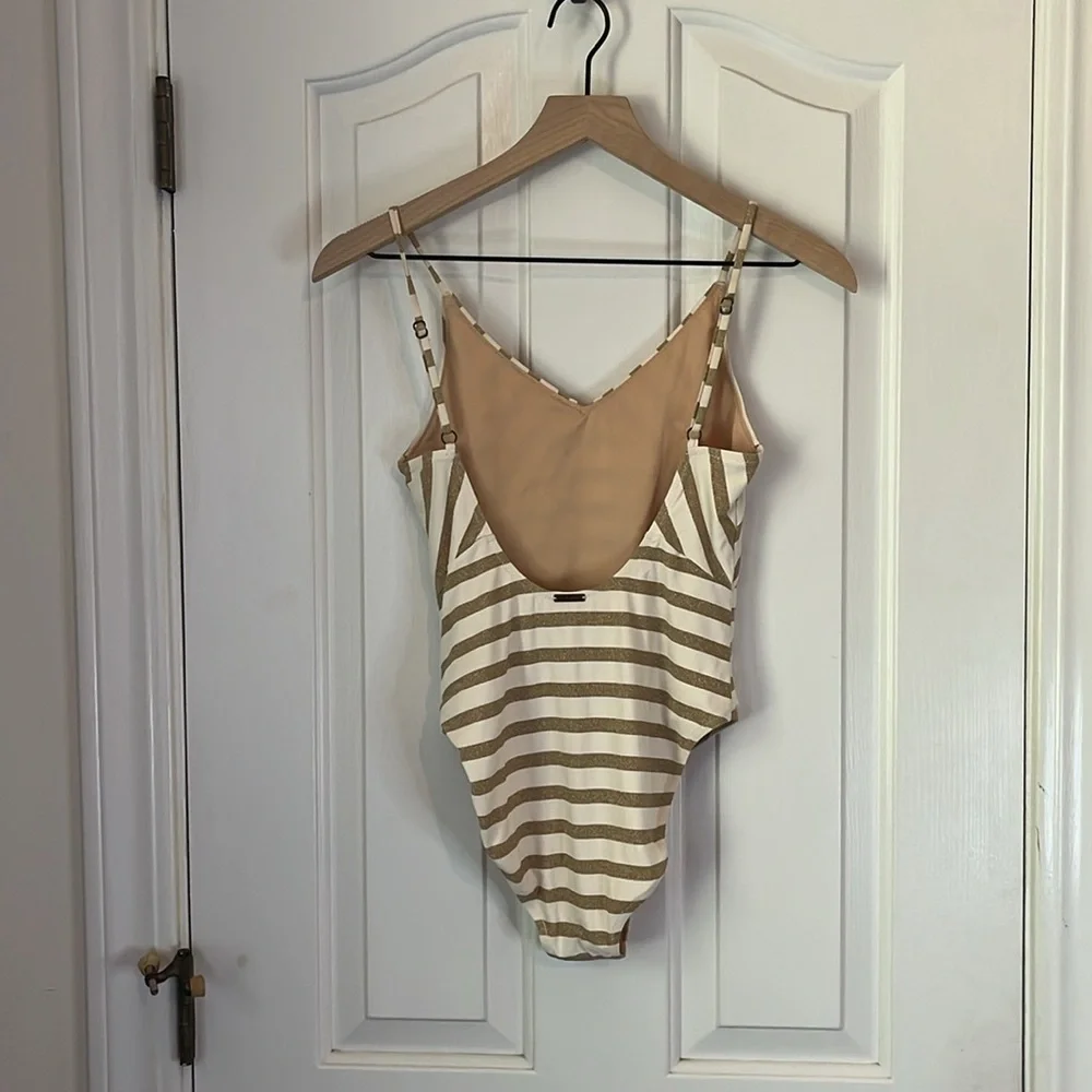Free People X Spell | Aggy One-Piece Swimsuit‎ Gold & Cream Size Small Vneck